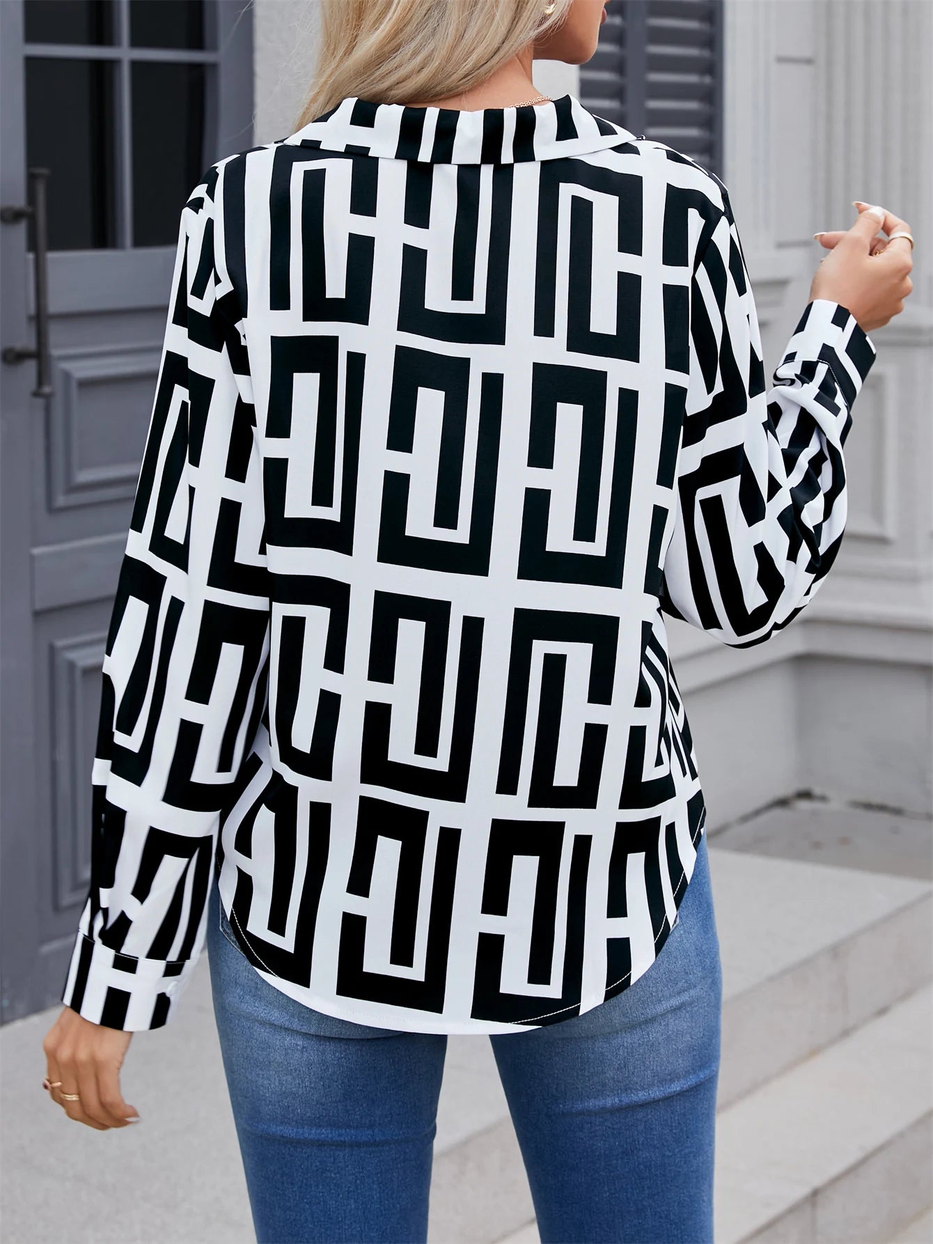 2024 Elegant geometric printed long sleeved shirts For Women Fashion Suit Collar Button Front Blouse