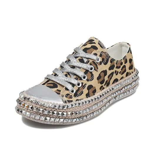 Load image into Gallery viewer, Women Leopard Canvas Shoes
