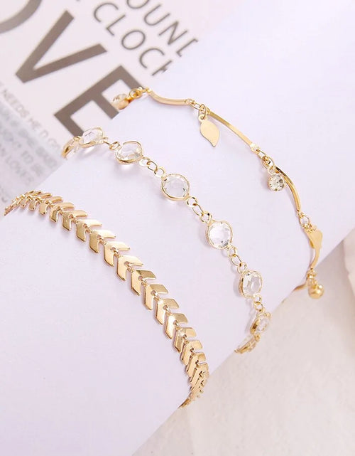 Load image into Gallery viewer, Women&#39;s Gold Color Crystal Star Anklets Set
